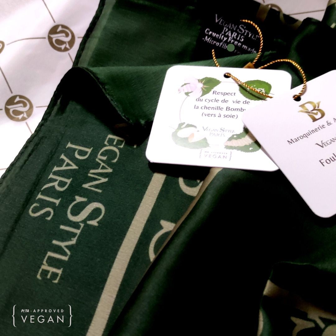 Foulard vegan vert forêt